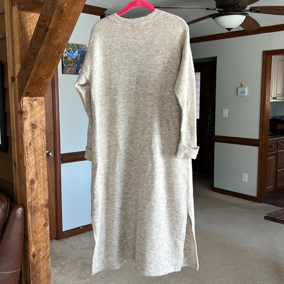 Line and Dot Oatmeal Midi Cali Sweater Dress Small - Picture 8 of 10
